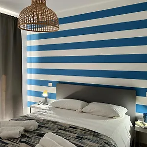 Sealands 50 Meters From The Sandy With Wifi , Avola Italia